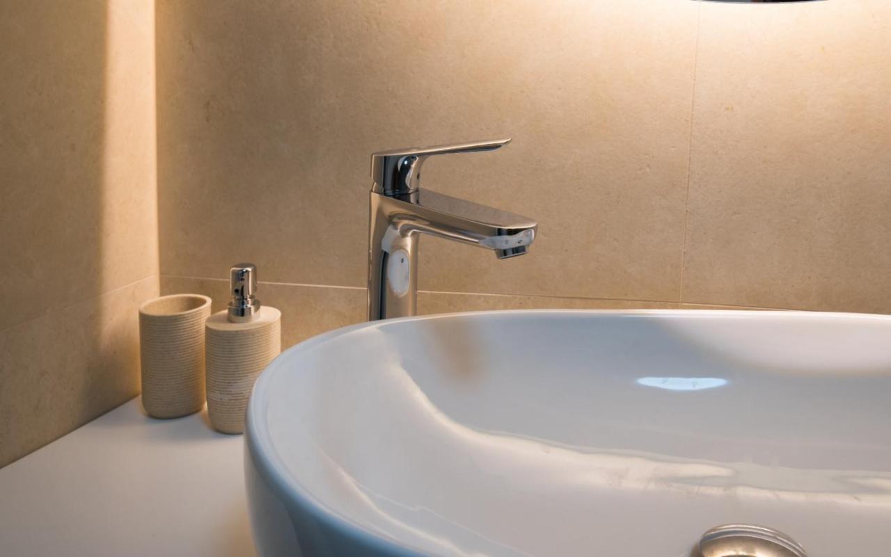 Brand New Aparment With Sea View & Swimming Pool At Ciovo - Villa Fiorentini Trogir Bagian luar foto